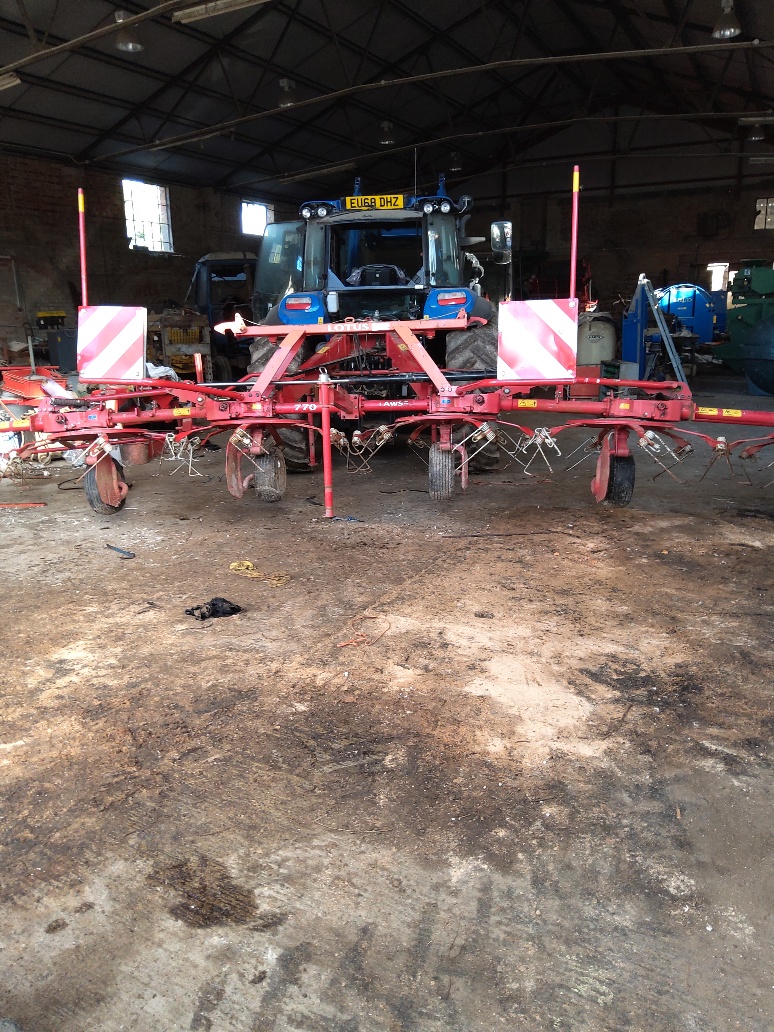 /photos/199186401120201001_162735_resized.jpg